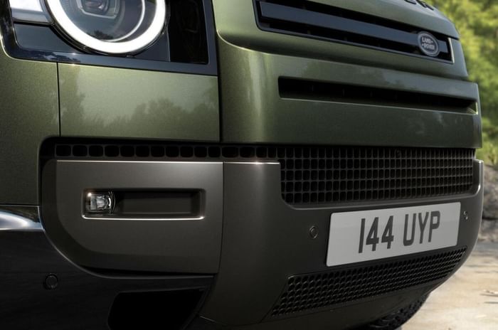 Land Rover Defender updated with new tech, subtle design tweaks